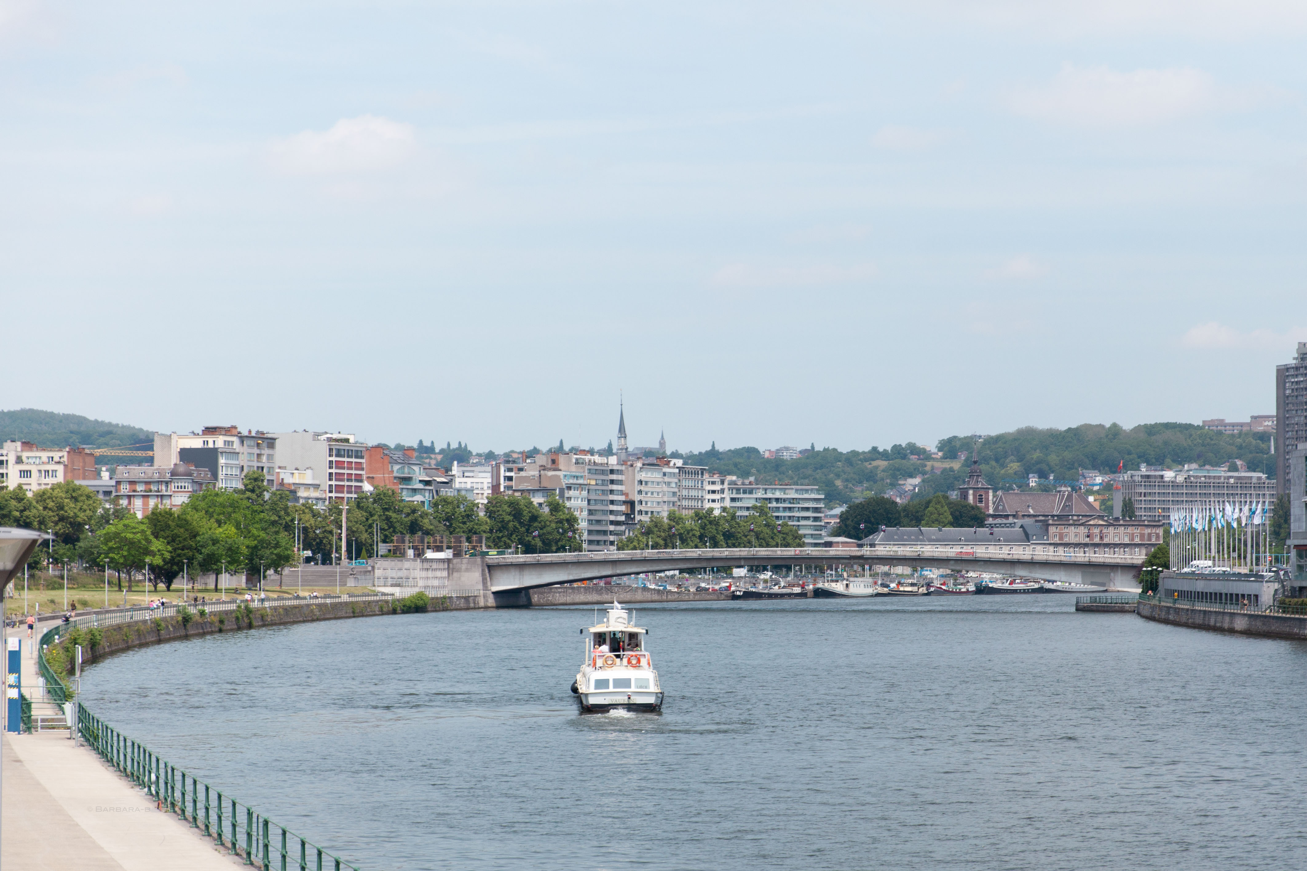 th 1000x0 2021 06 15 shooting printemps liege centre ville b.brixhe00001 vue panorama quai meuse pont bateau